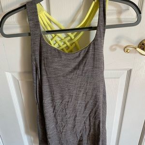 Lululemon tank size 4